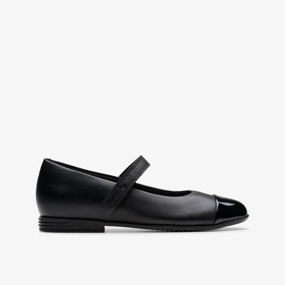 Finja Gem Older Black Leather | Clarks For Sale