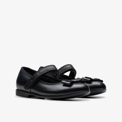 Finja Tap Kid Black Leather | Clarks Onsale