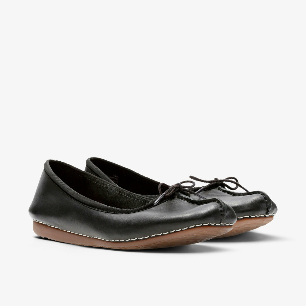Freckle Ice Black Leather | Clarks US