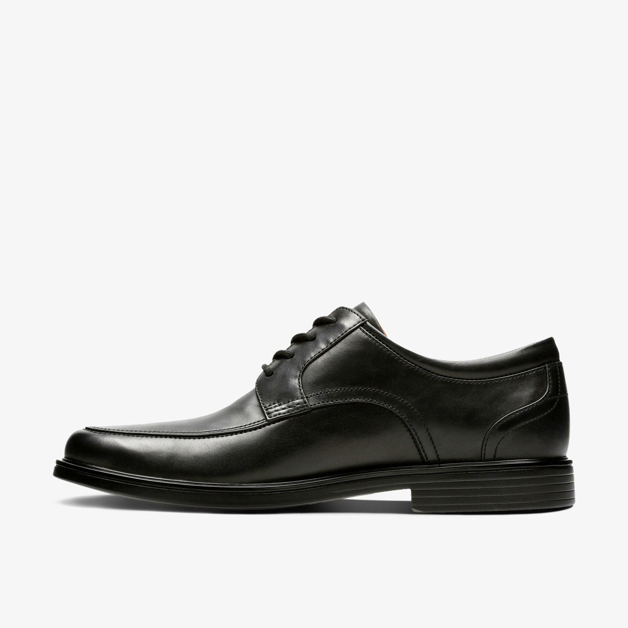 Un Aldric Park Black Leather | Clarks Onsale