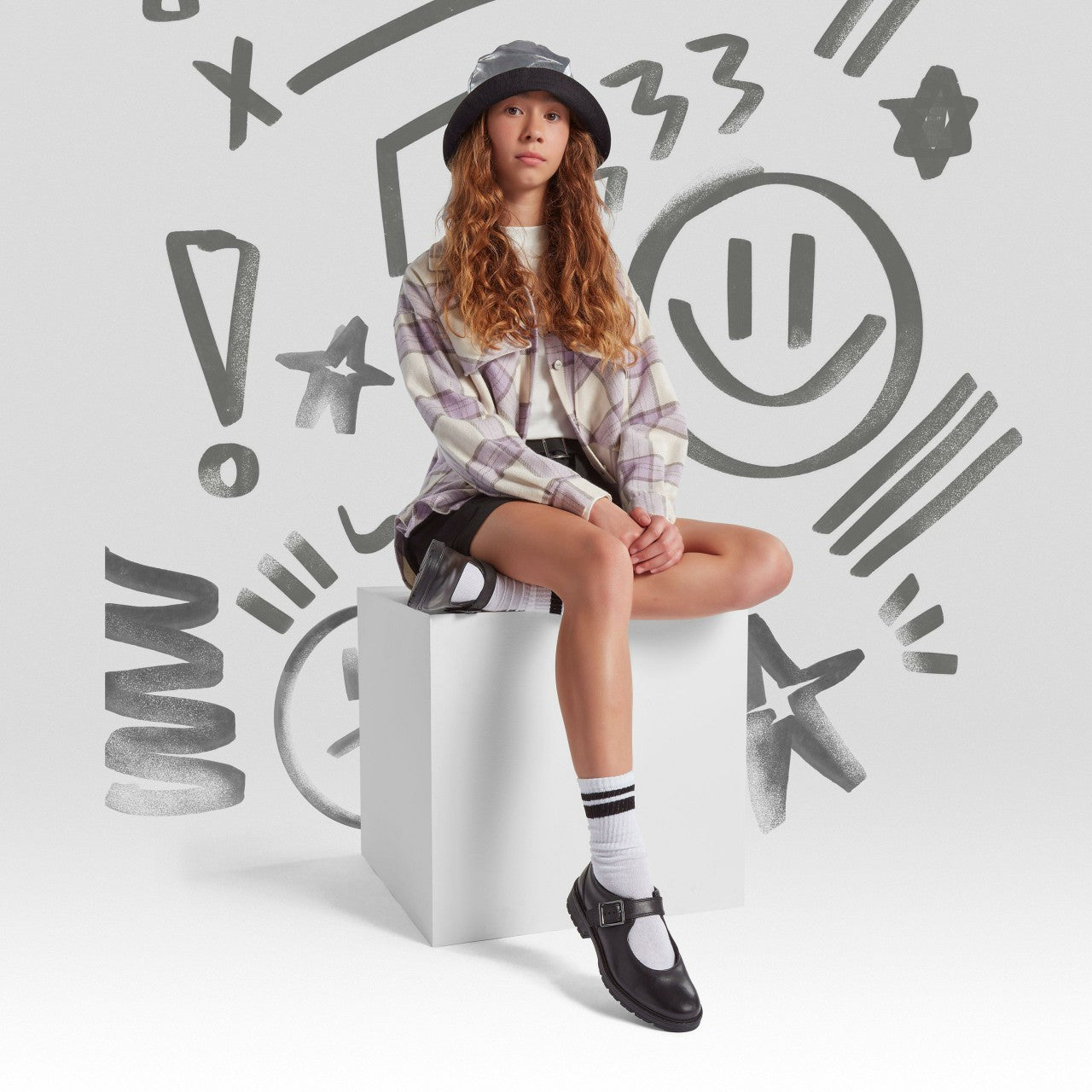 Loxham Walk Youth Black Leather | Clarks Onsale