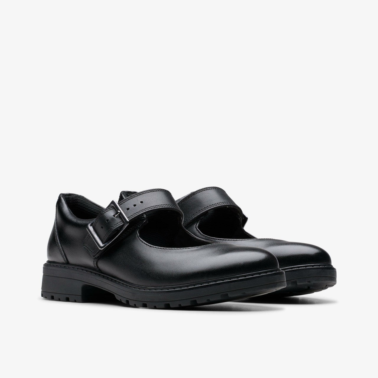 Loxham Walk Youth Black Leather | Clarks Onsale