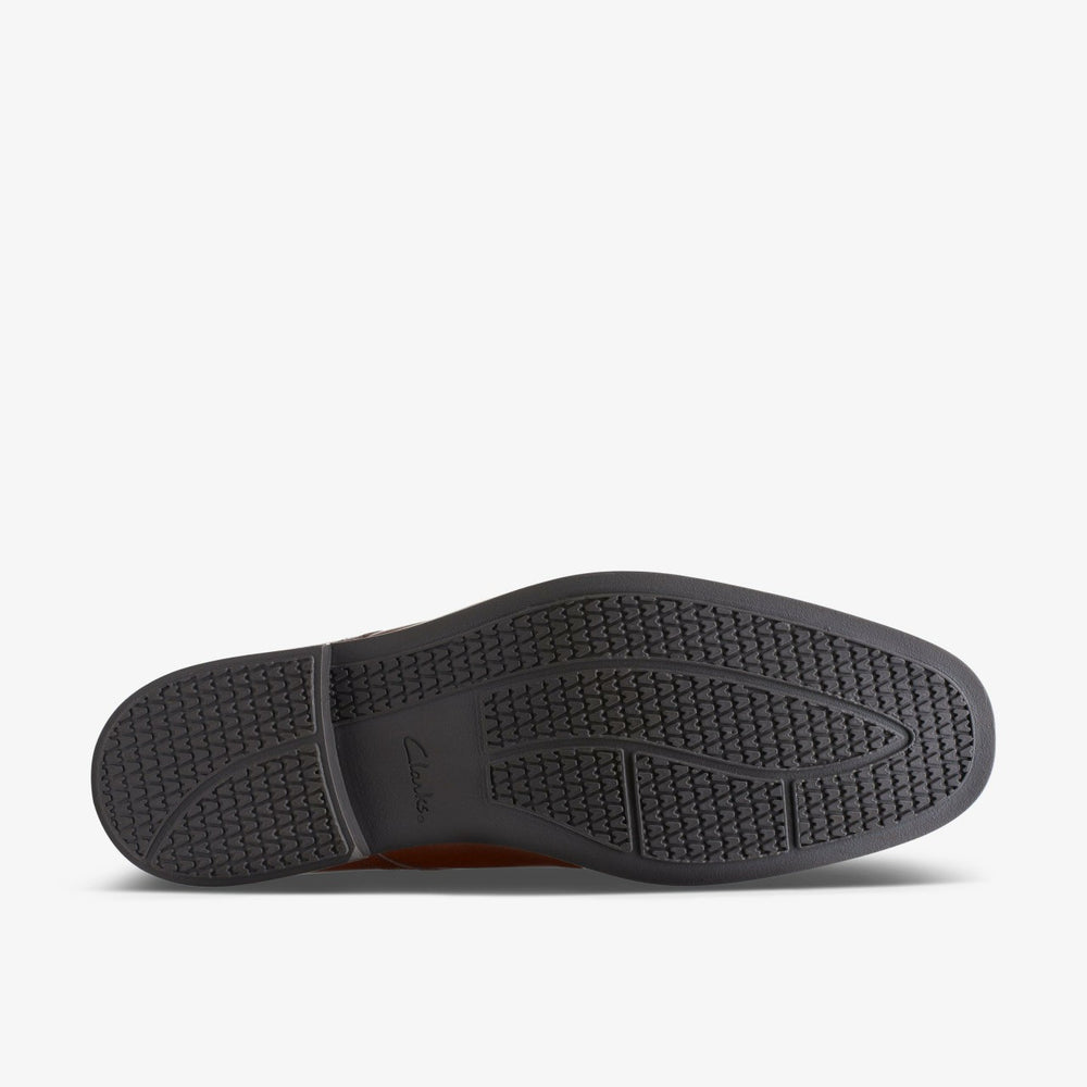Howard Walk Dark Tan Leather | Clarks Sale