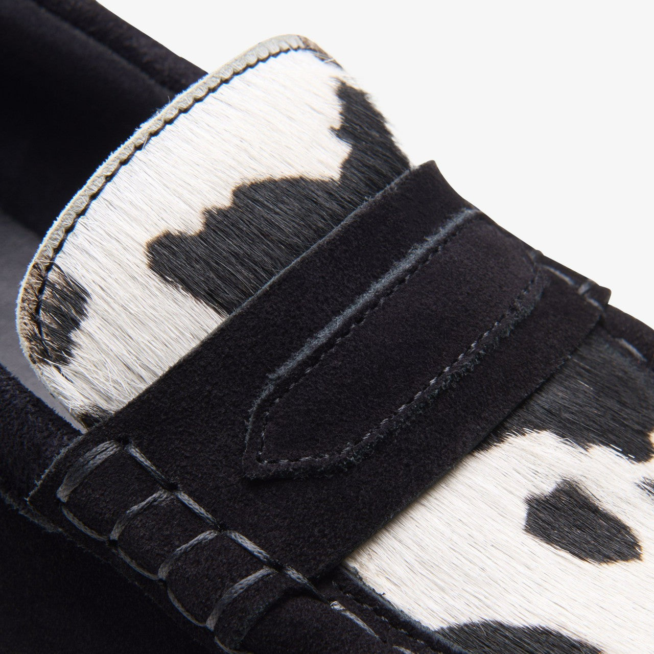 Wallabee Loafer Cow Print HairOn | Clarks Discount