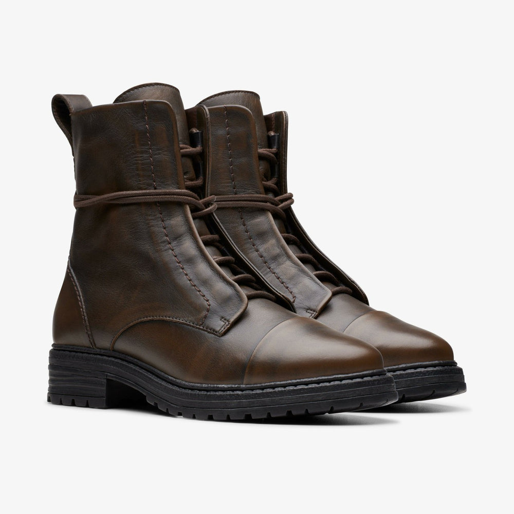 Rixley Lace Dark Brown Leather | Clarks Sale