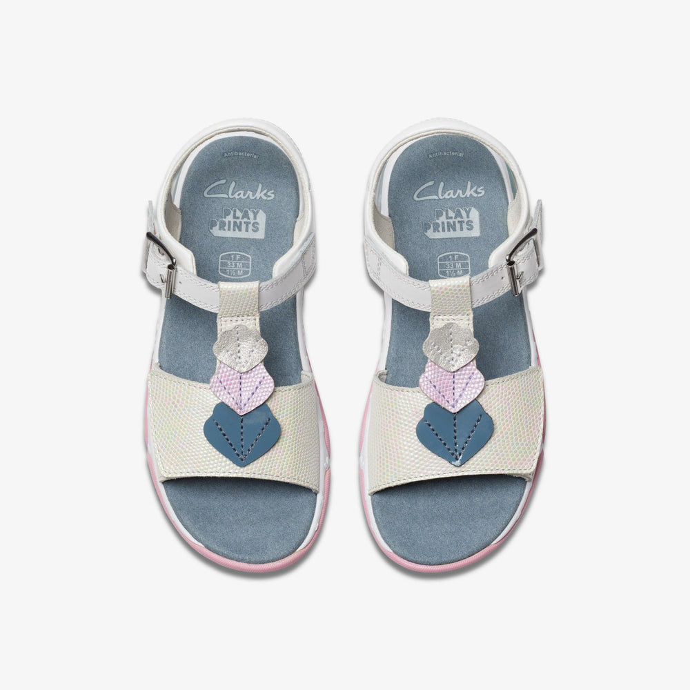 Osian Charm Kid White | Clarks US