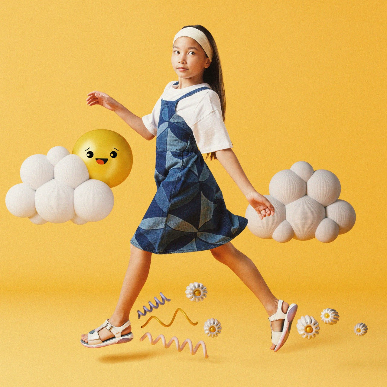 Osian Charm Kid White | Clarks US