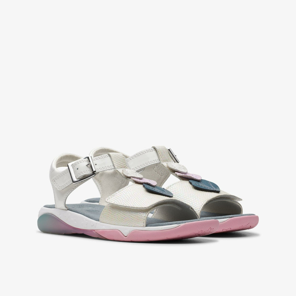 Osian Charm Kid White | Clarks US
