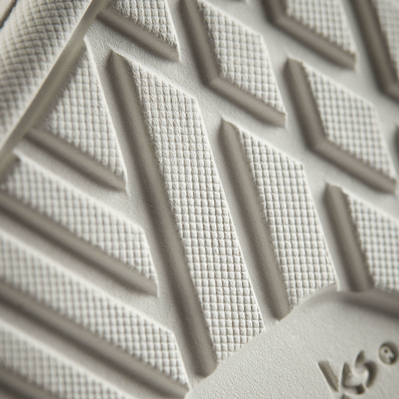 Hollyhock Walk Off White Leather | Clarks Onsale
