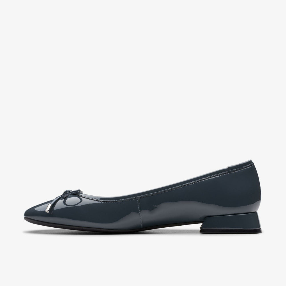 Ubree 15 Step Navy Patent | Clarks Sale