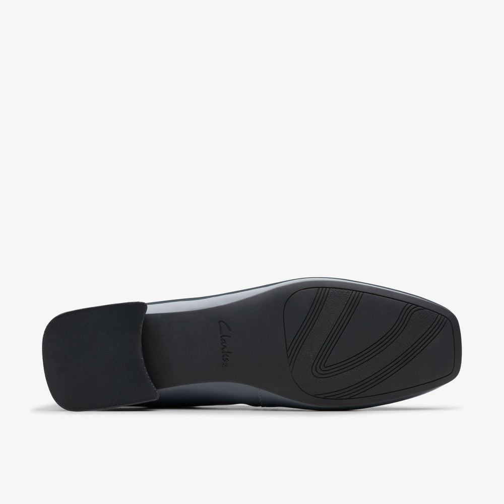 Ubree 15 Step Navy Patent | Clarks Sale