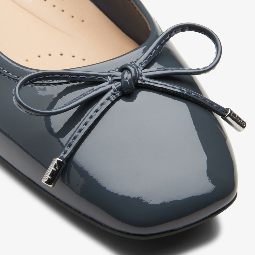 Ubree 15 Step Navy Patent | Clarks Sale