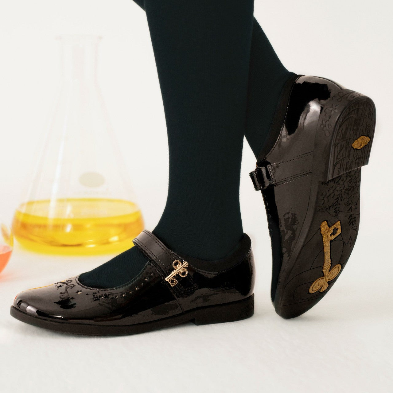 Lock Magic Kid Black Patent | Clarks Sale