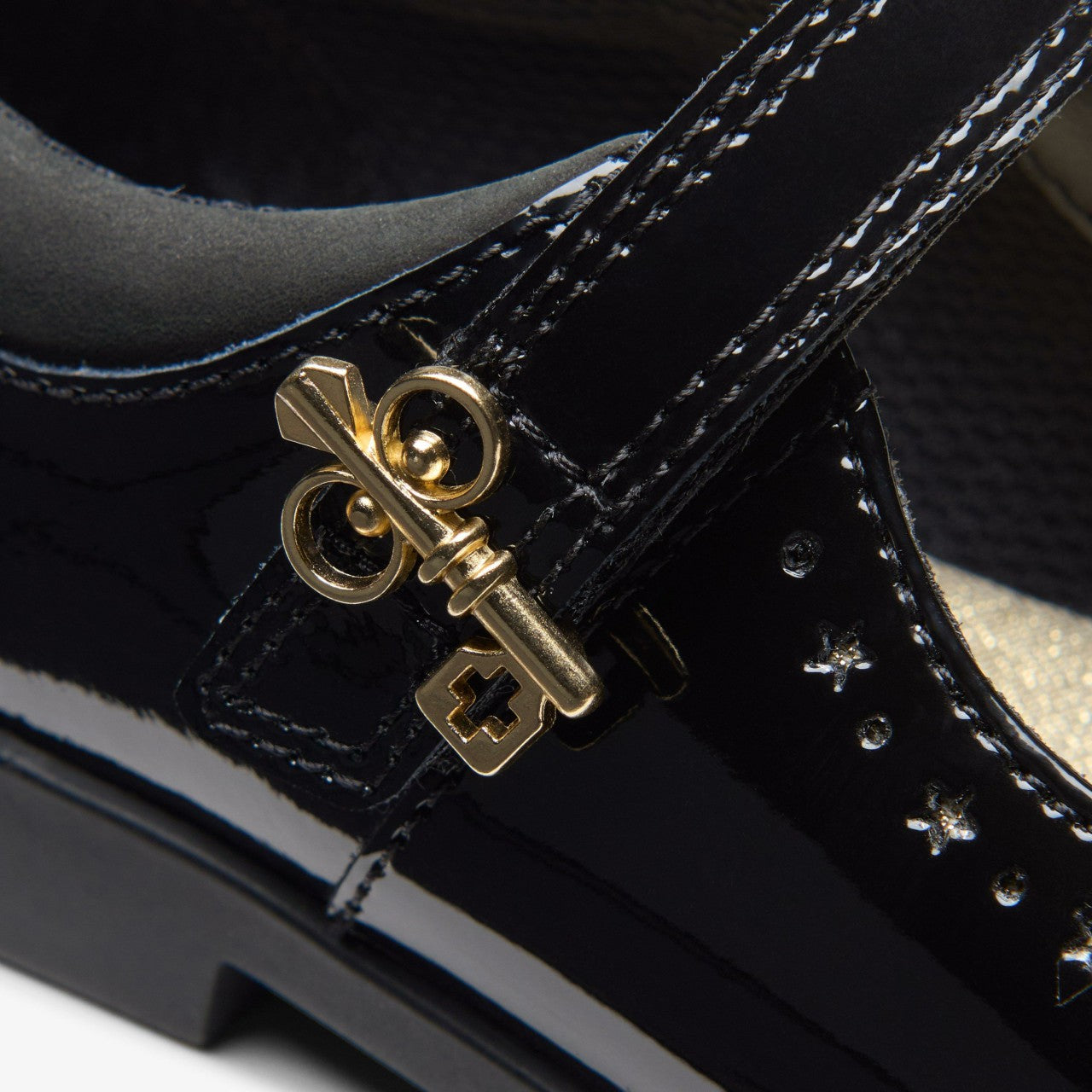Lock Magic Kid Black Patent | Clarks Sale