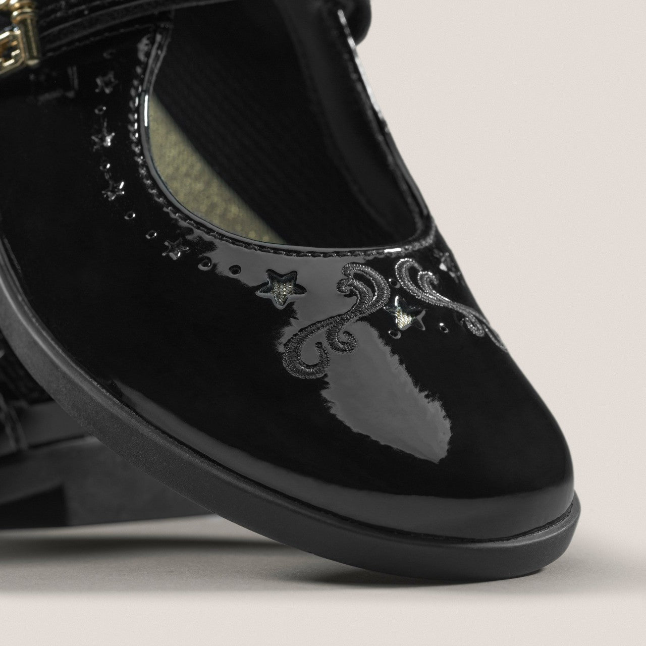 Lock Magic Kid Black Patent | Clarks Sale