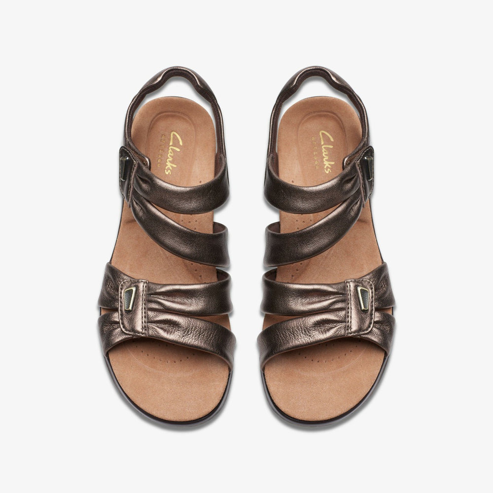 Kitly Ave Bronze Leather | Clarks
