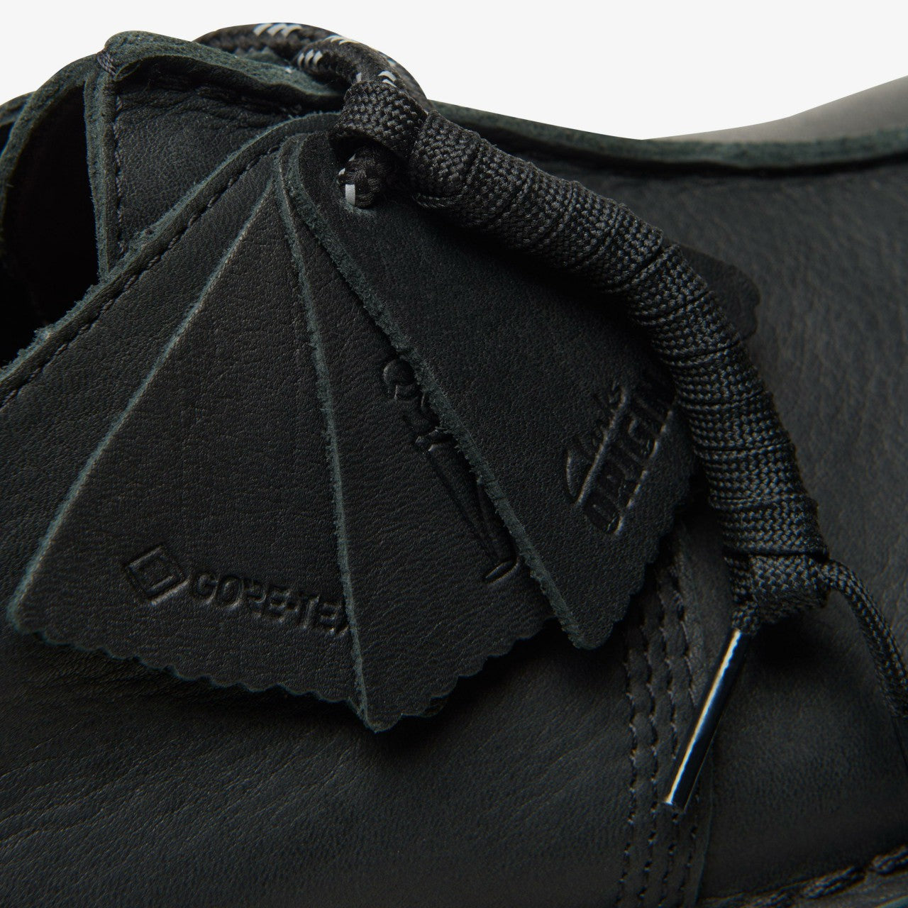 Desert Trek GORE-TEX Black Leather | Clarks For Sale
