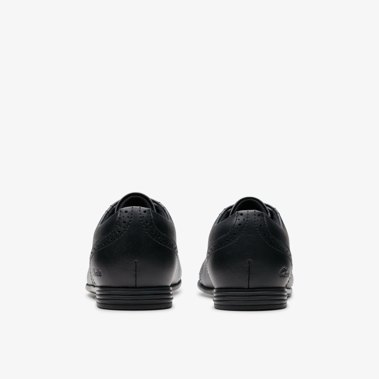 Finja Brogue Older Black Leather | Clarks US