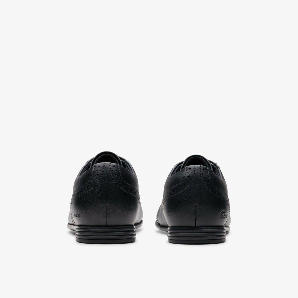 Finja Brogue Older Black Leather | Clarks US