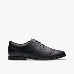 Finja Brogue Youth Black Leather | Clarks Discount