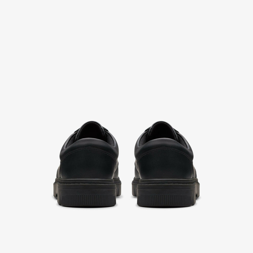 Lorcam Edge Youth Black Leather | Clarks Onsale