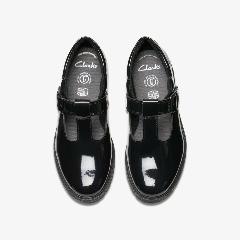 Loxham Bar Youth Black Patent | Clarks US