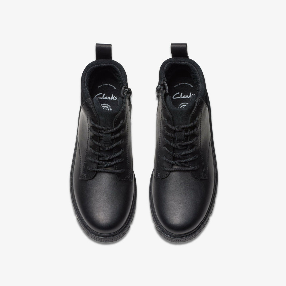 Lorcam Trail Youth Black Leather | Clarks