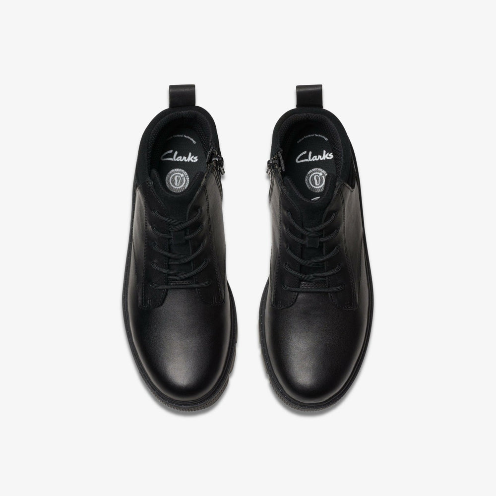 Lorcam Trail Older Black Leather | Clarks Discount