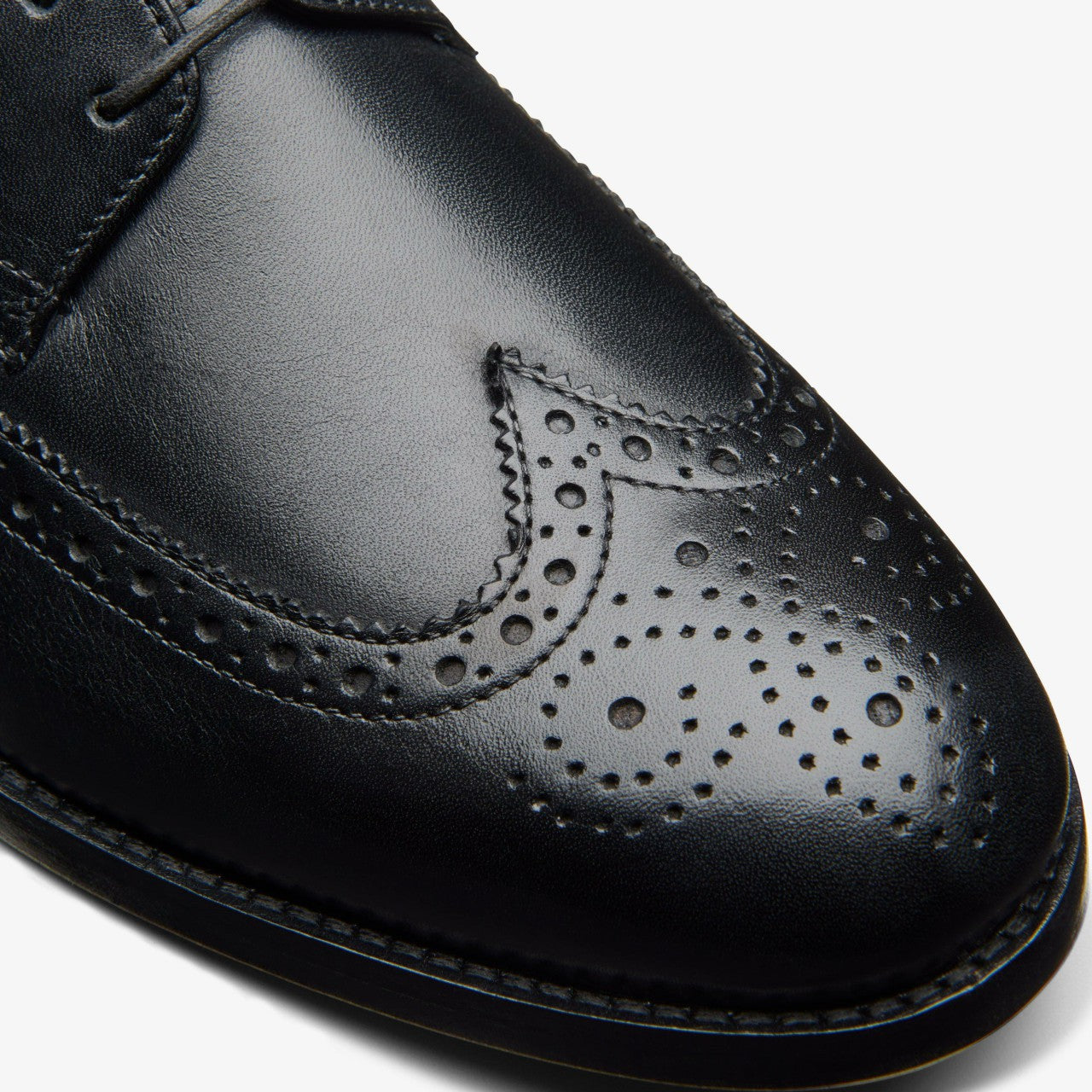 Craft James Tip Brogue Black Leather | Clarks Onsale