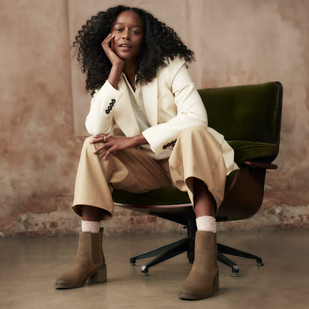 Chamberly Top Walnut Suede | Clarks