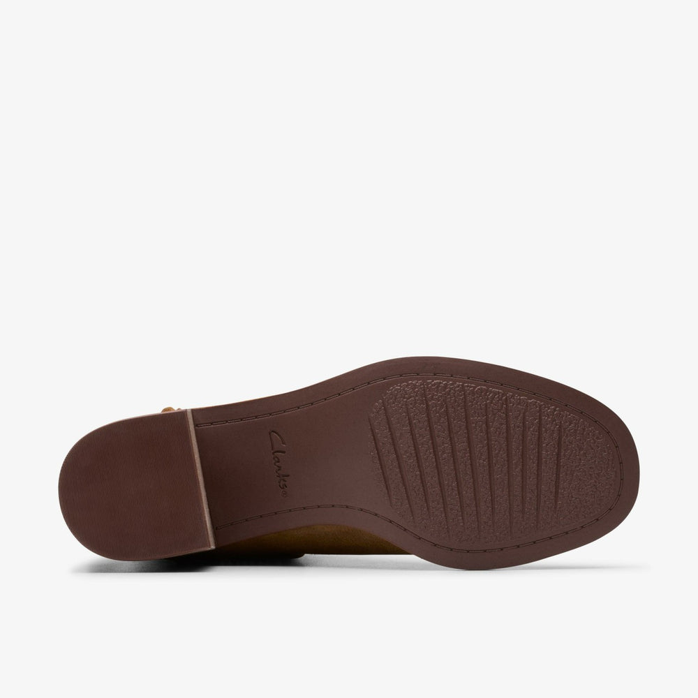 Chamberly Top Walnut Suede | Clarks
