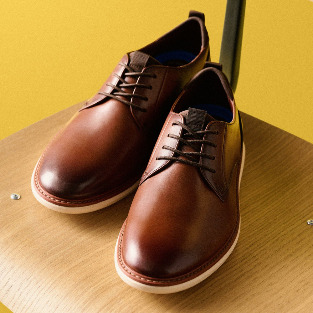 Brantin Plain Dark Tan Leather | Clarks For Sale