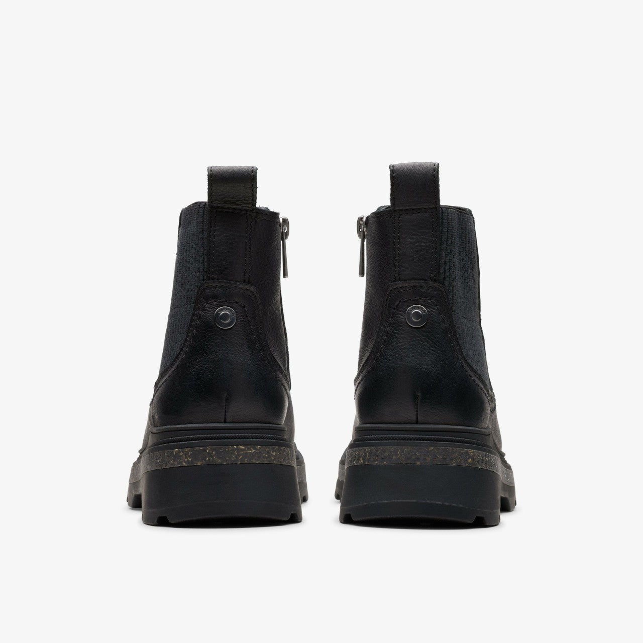 Hencroft Step Waterproof Black Leather | Clarks Onsale