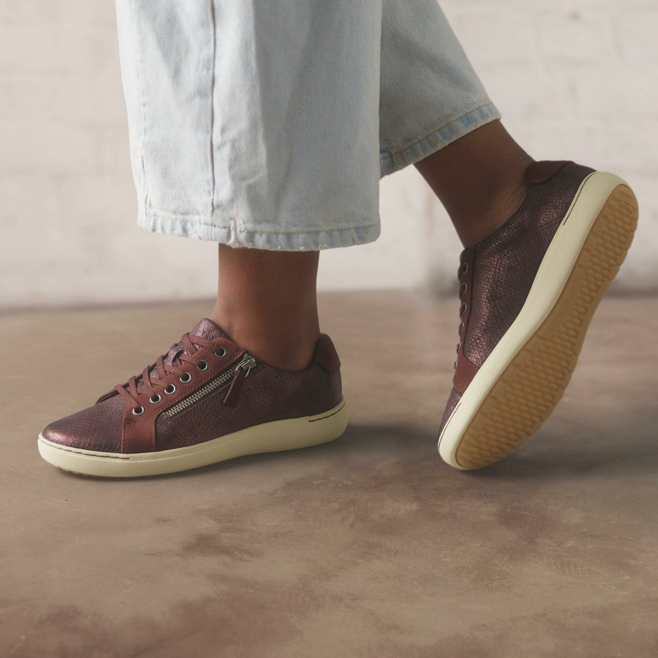 Nalle Lace Wine Interest Leather | Clarks Discount