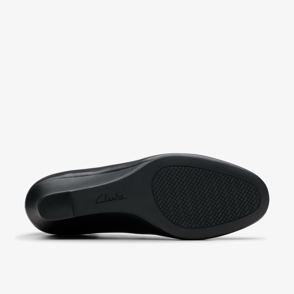 Olivette Pearl Black Leather | Clarks Onsale