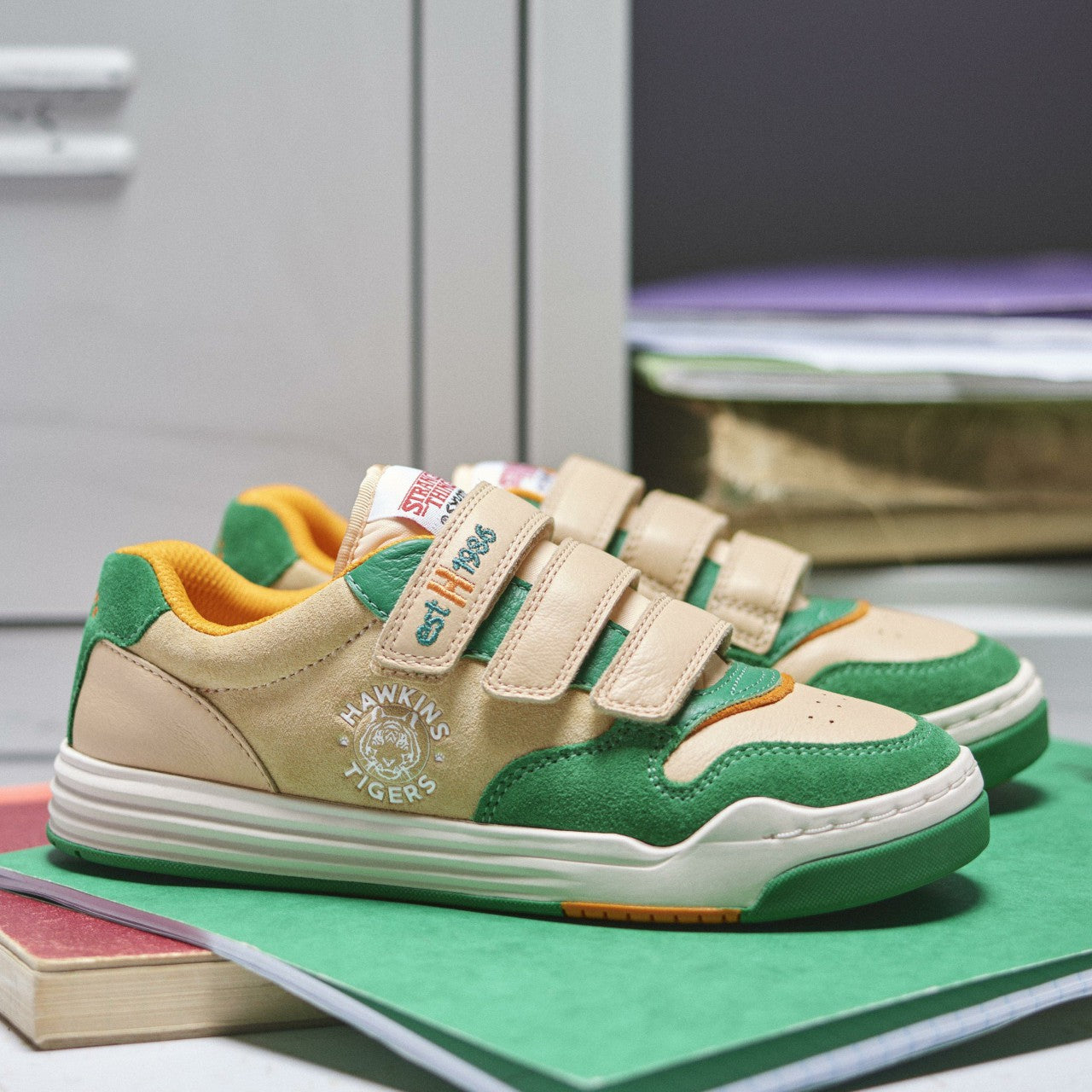 Stranger Things Urban Ace Older Off White Combination | Clarks US