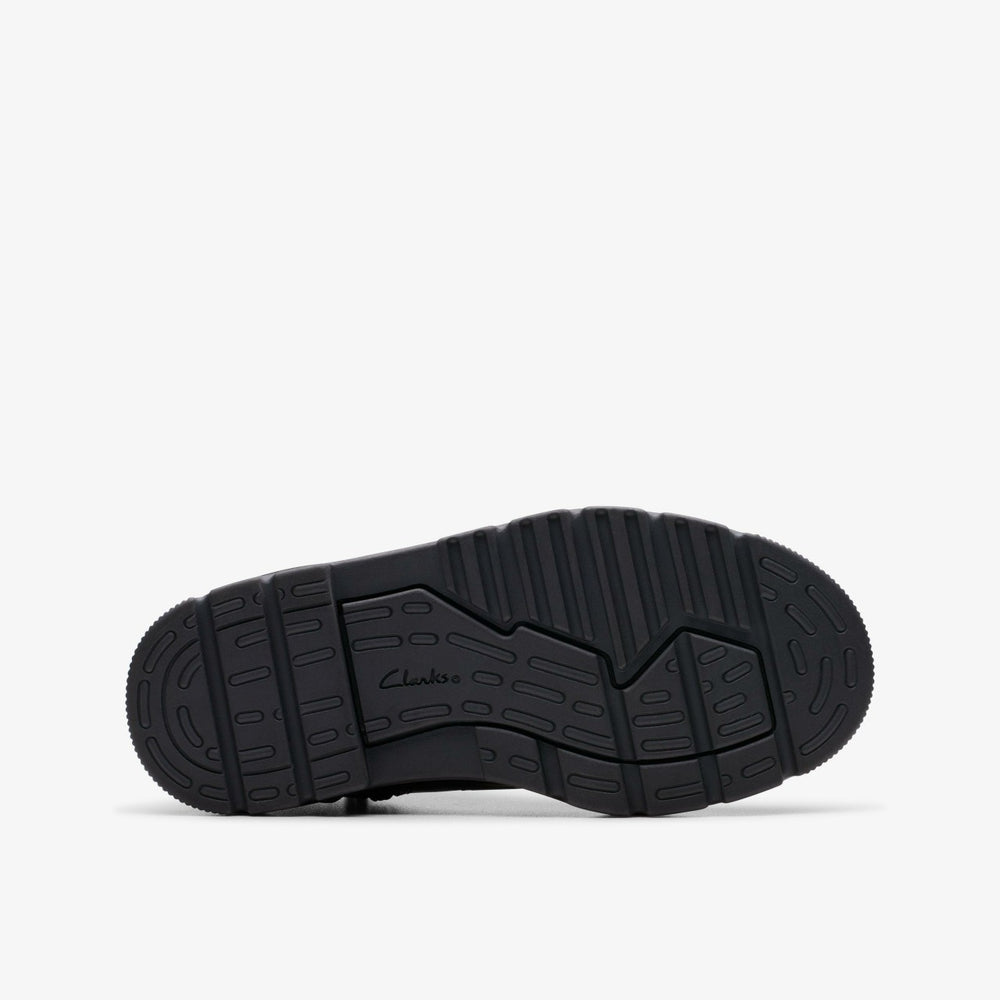 Lorcam Trail Kid Black Leather | Clarks Onsale
