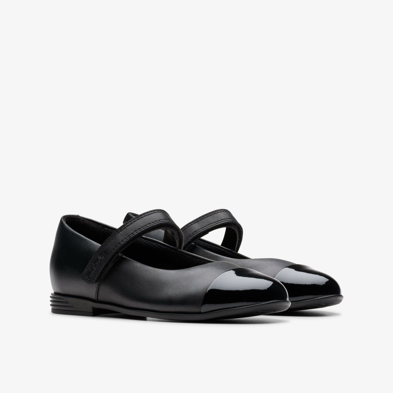 Finja Gem Older Black Leather | Clarks For Sale