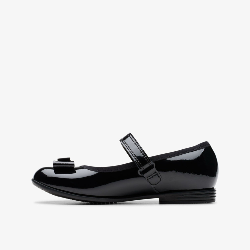 Finja Tap Kid Black Patent | Clarks Sale