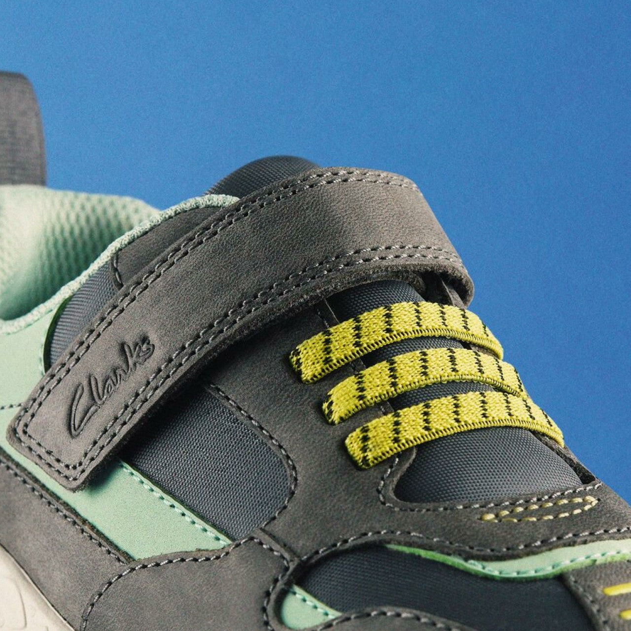 Steggy 2 Park Kid Grey/Green | Clarks Onsale