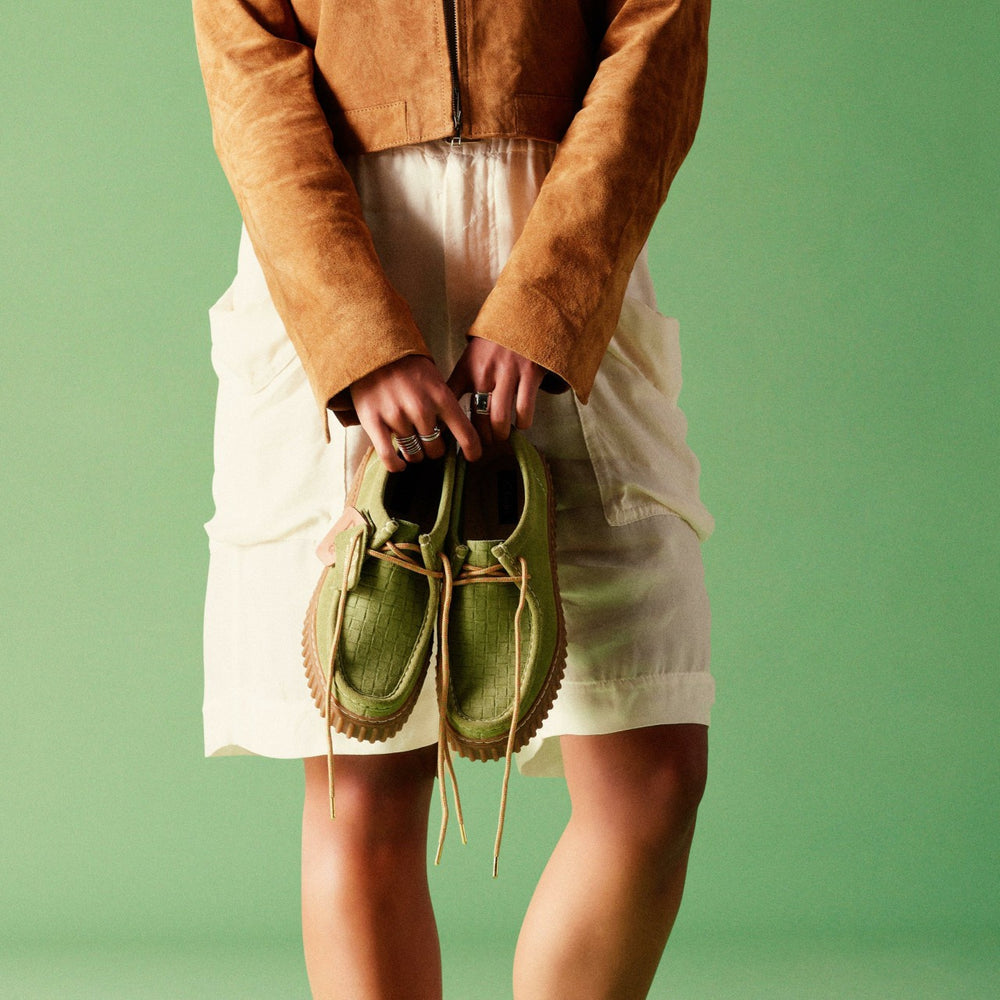 Torhill Bee Apple Suede | Clarks Sale