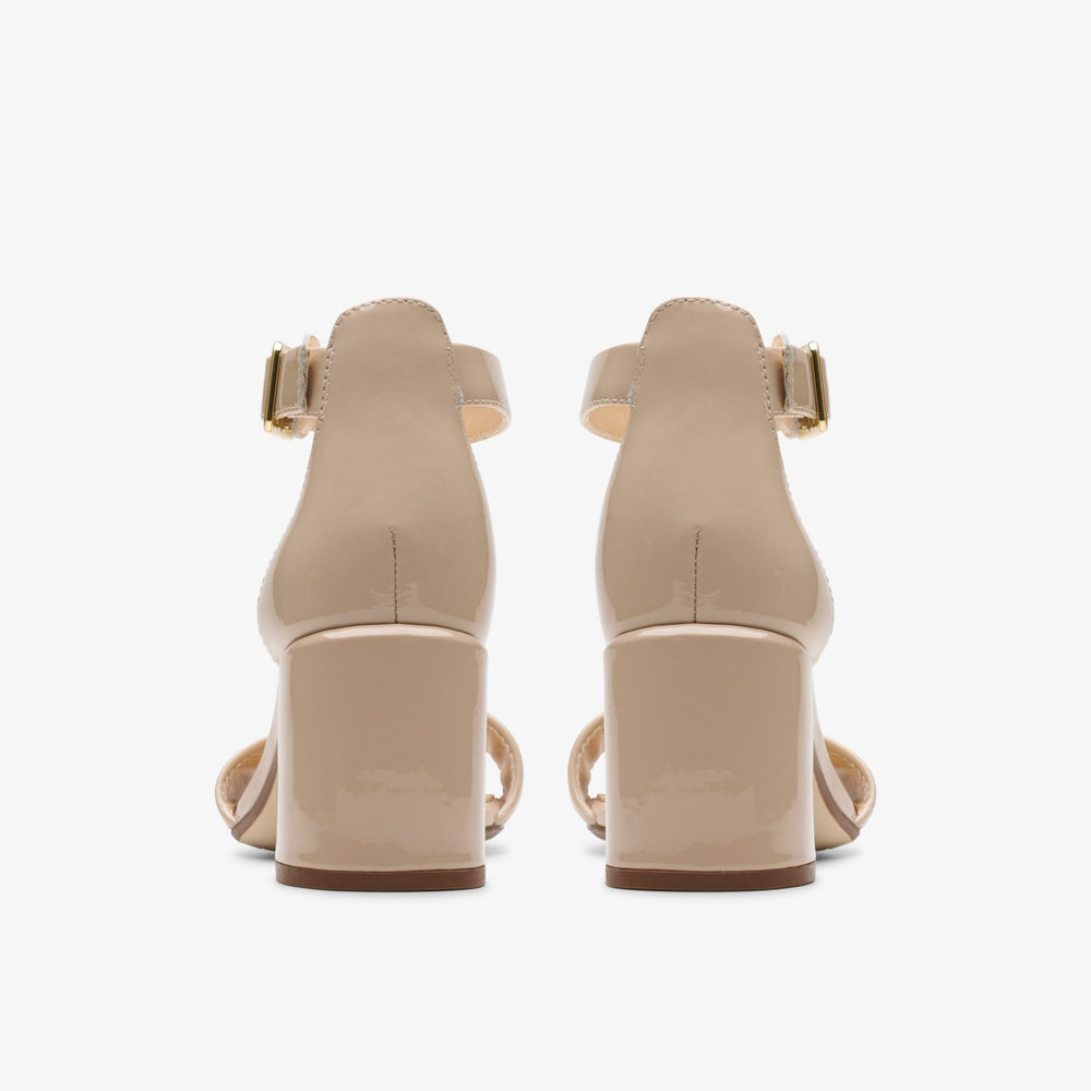 Ezoria Mae Sand Patent | Clarks Discount