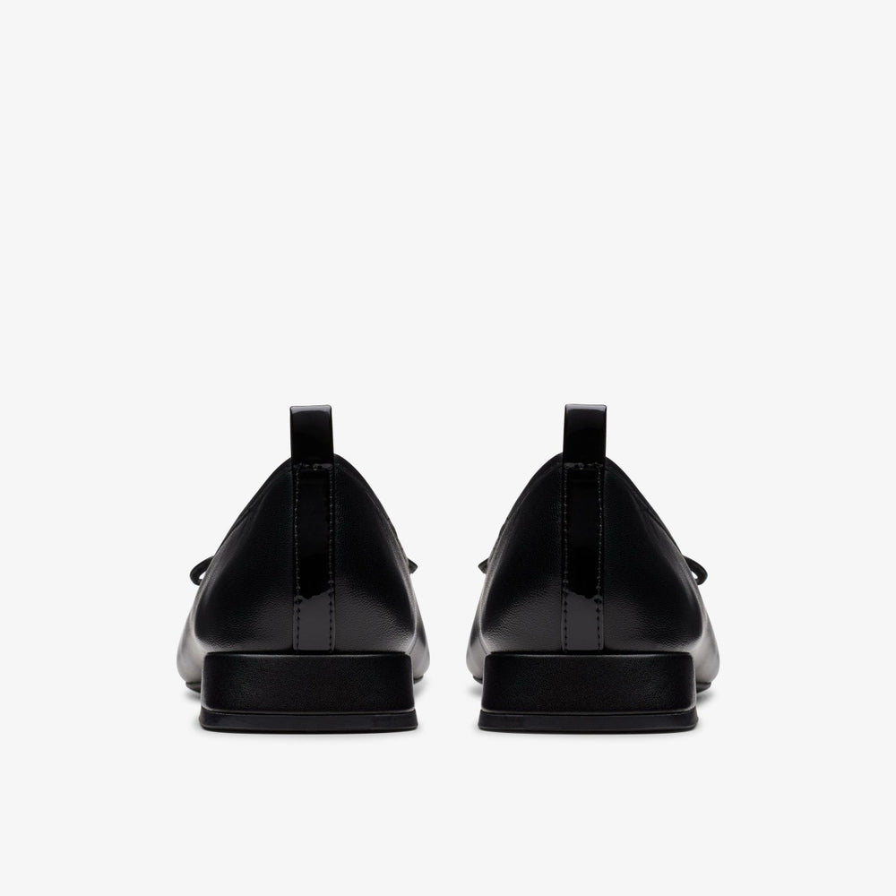 Ubree 15 Poppy Black Combination Leather | Clarks Onsale