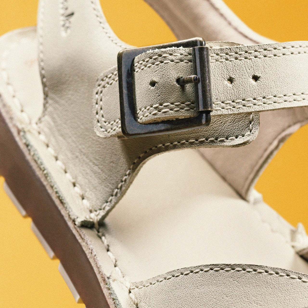 Playsun Kid Off White Leather | Clarks Sale