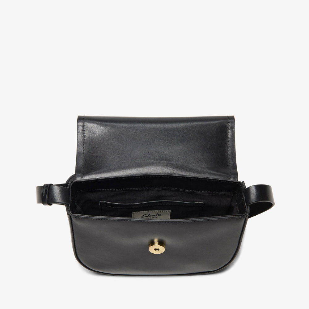 Casual Cross 3 Black Leather | Clarks US