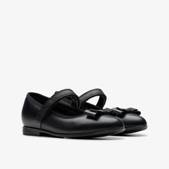 Finja Tap Older Black Leather | Clarks For Sale