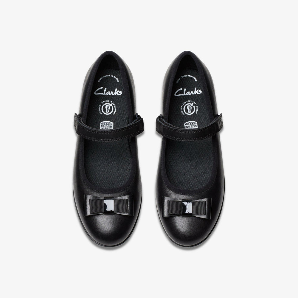 Finja Tap Older Black Leather | Clarks For Sale