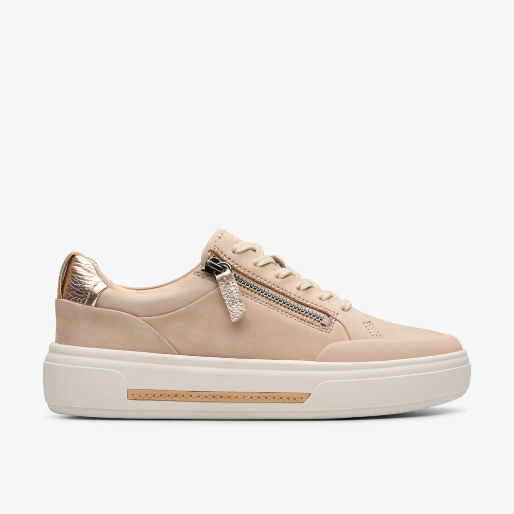 Hollyhock Zip Sand Nubuck | Clarks US