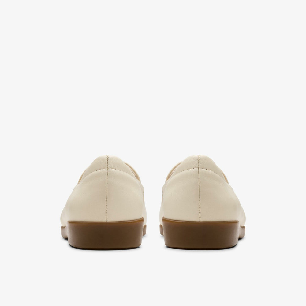 Georgia Cream Leather | Clarks Onsale