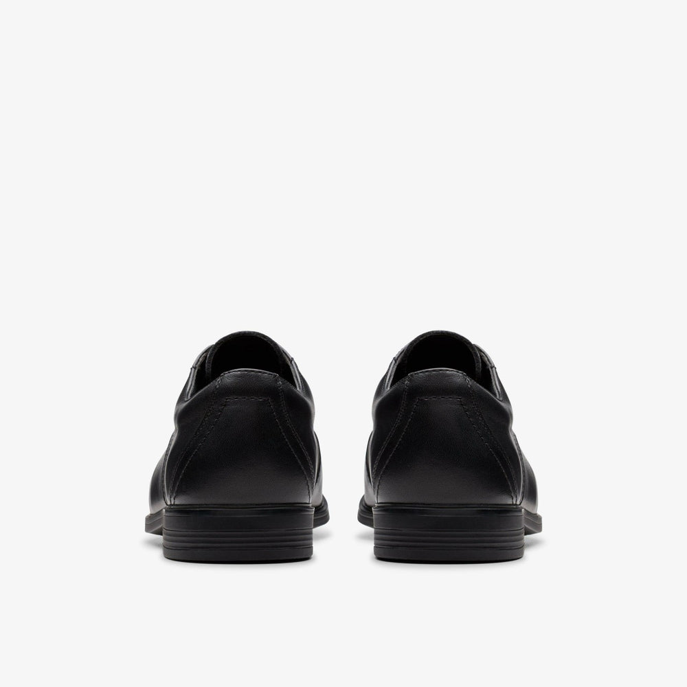 Jonwin Step Youth Black Leather | Clarks Onsale